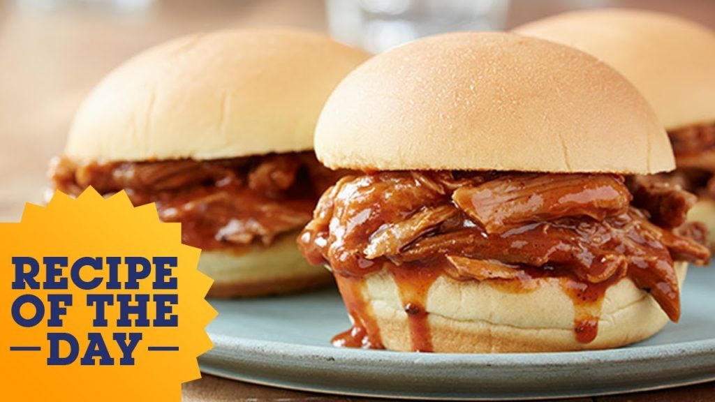 Trisha Yearwood SlowCooker Pulled Pork Recipe With BBQ Sauce!